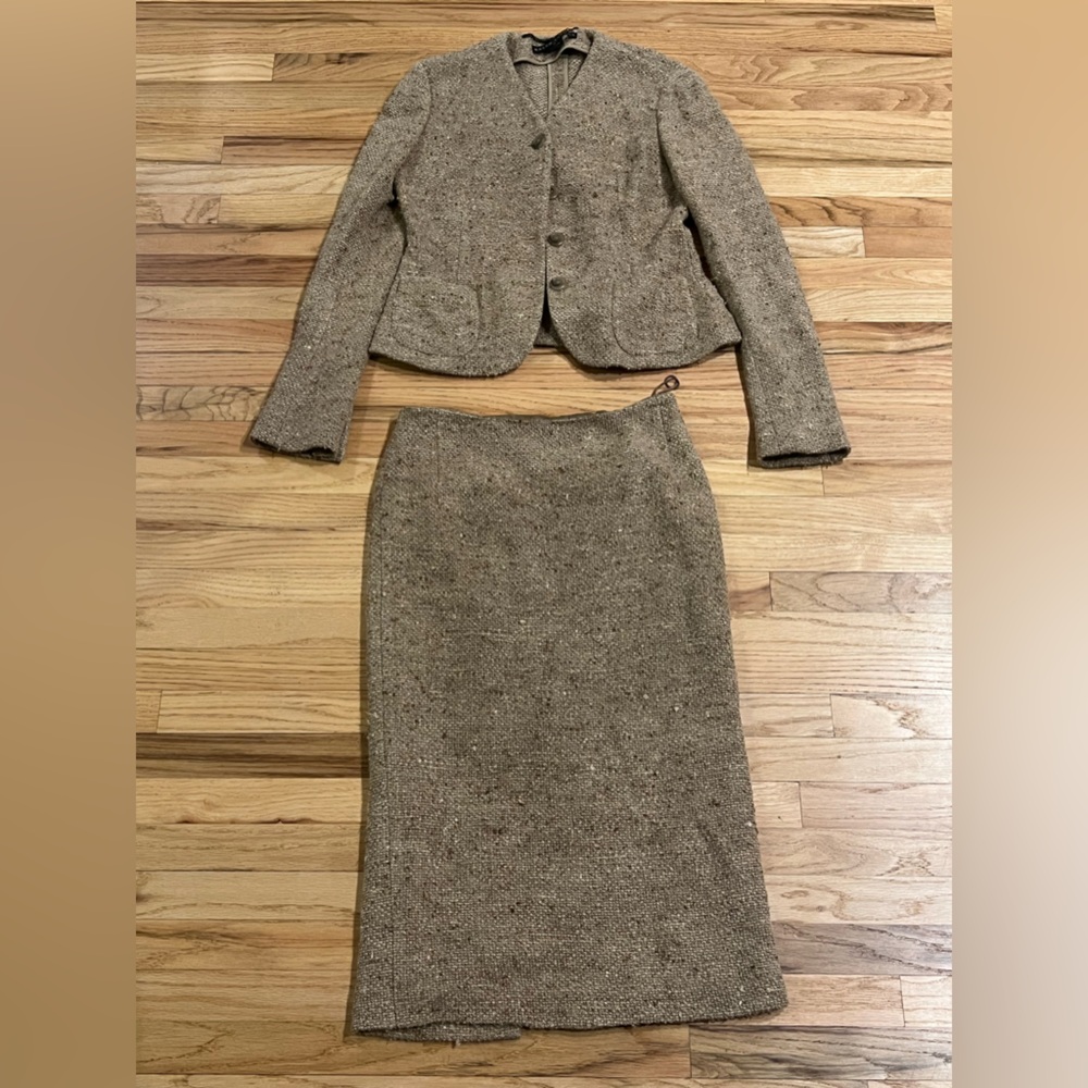 Women’s Ralph Lauren jacket and long skirt, size 6 top and bottom size 4.